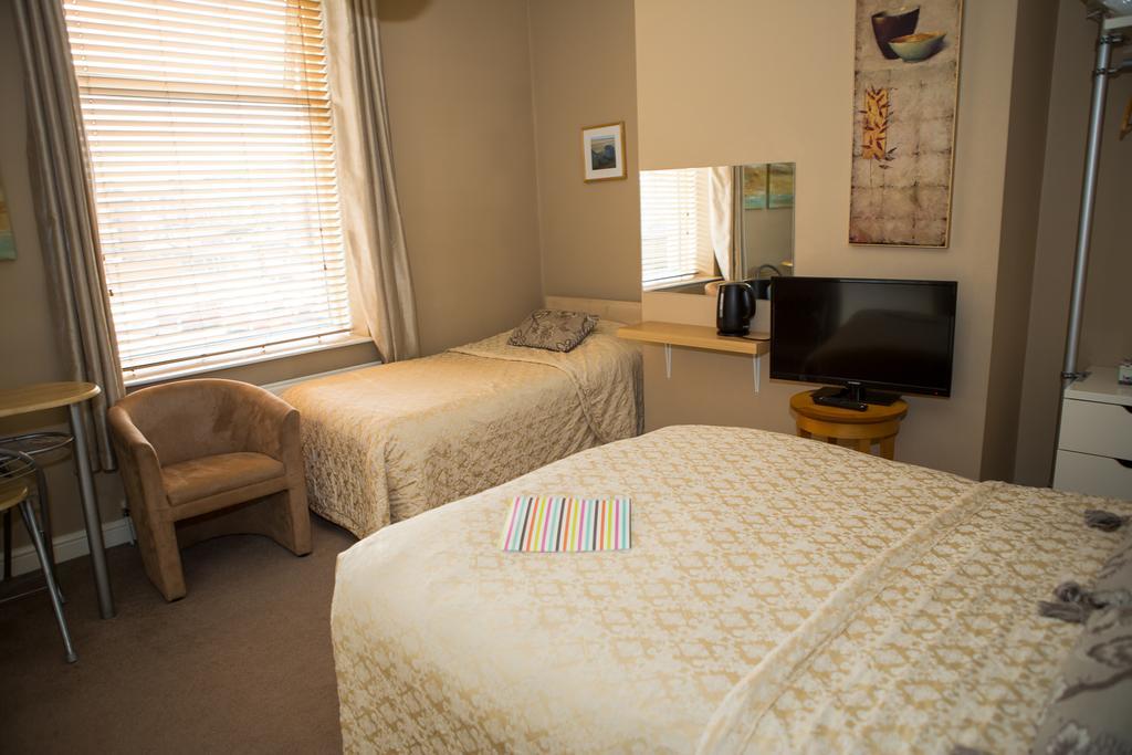 Oak House Bb Bed and Breakfast Oldham Exteriör bild