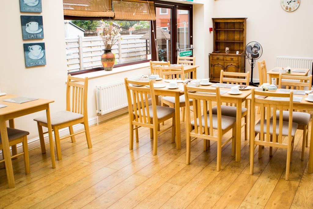 Oak House Bb Bed and Breakfast Oldham Exteriör bild