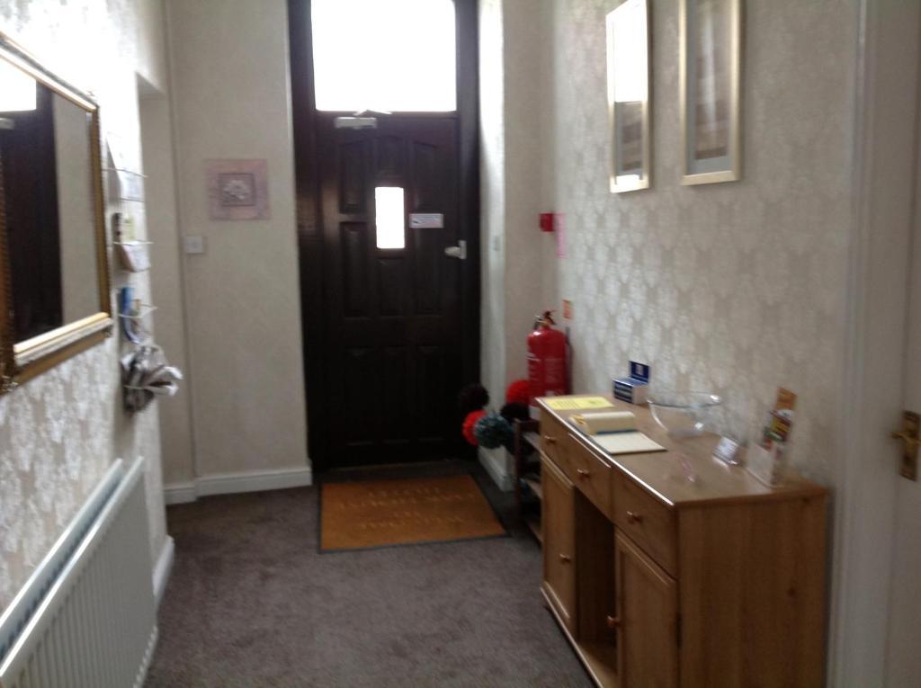 Oak House Bb Bed and Breakfast Oldham Exteriör bild