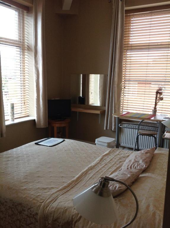 Oak House Bb Bed and Breakfast Oldham Exteriör bild